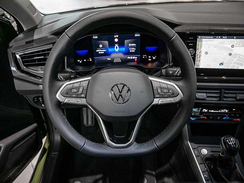 Volkswagen Taigo 1.0 TSI Life KLIMA PDC SHZ KAMERA NAVI LED 