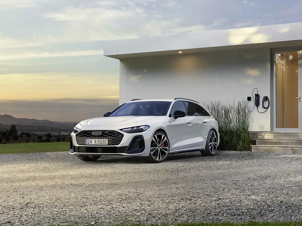Audi A5 Avant Hybrid weiß